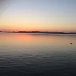 Lido Tarsasnyaralo شقة *