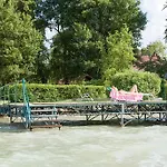 Lido Tarsasnyaralo * بالاتوليلّي
