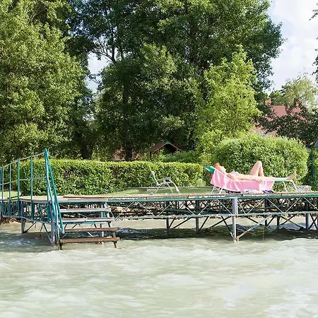 Lidó Társasnyaraló * Balatonlelle